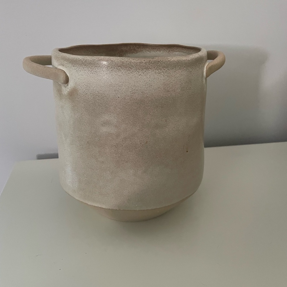 Threshold Planter